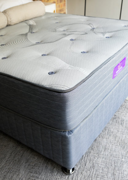 20 Year Supreme Tufted 150+KG