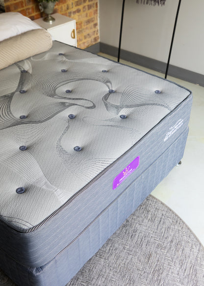 20 Year Supreme Tufted 150+KG